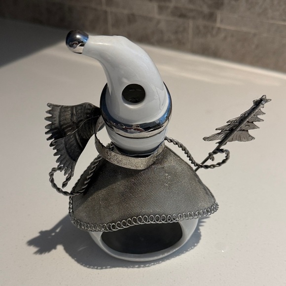 Festive Silver and White Snowman Decor - Picture 4 of 4